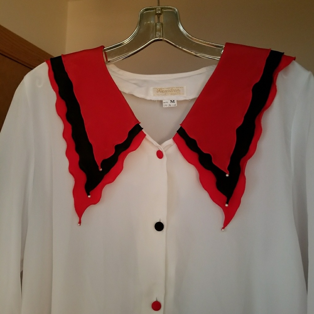 ⭐ Funky Collared Blouse - Picture 2 of 5